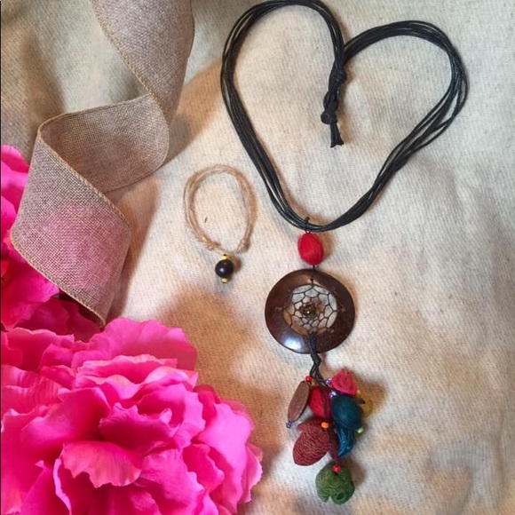 Handmade boho necklaces - Picture 3 of 5